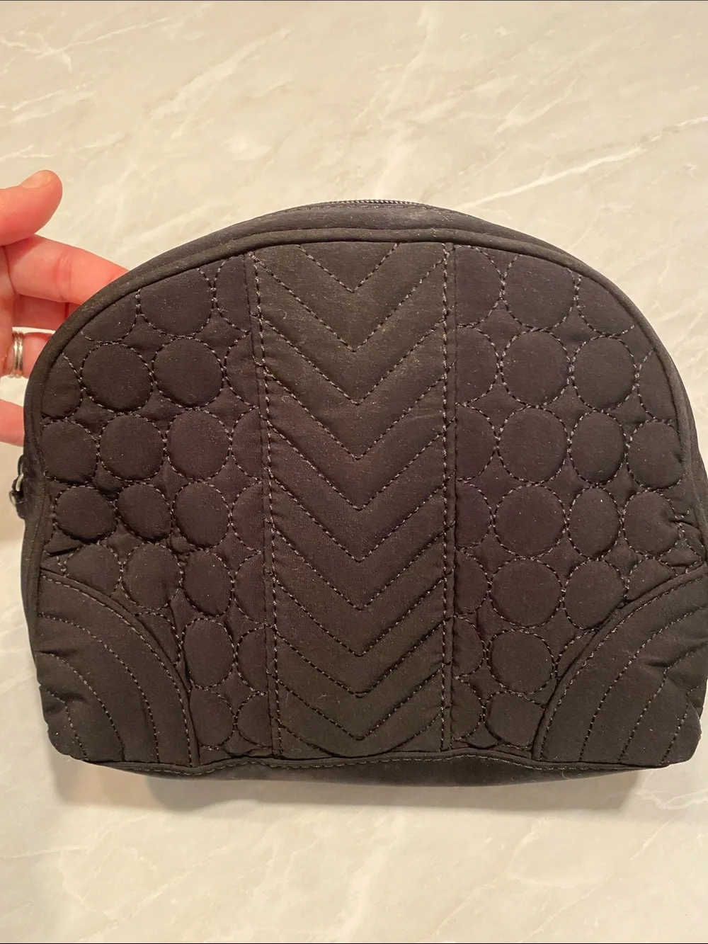 Vera Bradley Black Quilted Signature Cosmetic Case - Picture 4 of 6